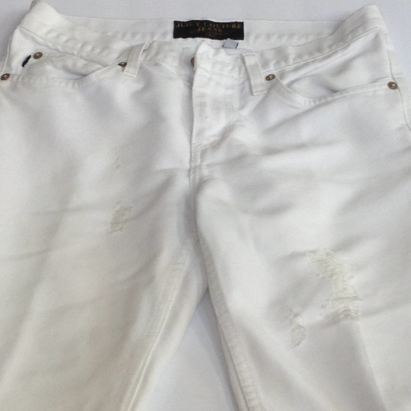 Juicy Couture Vintage White Distressed Jeans - Picture 4 of 10